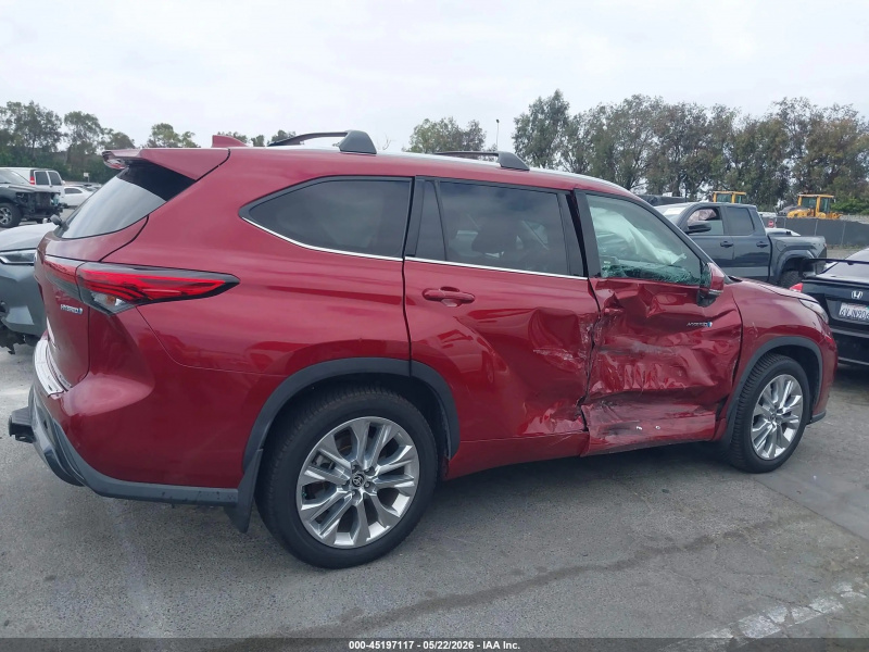 Toyota Highlander Hybrid Limited 2021 Maroon 2.5L