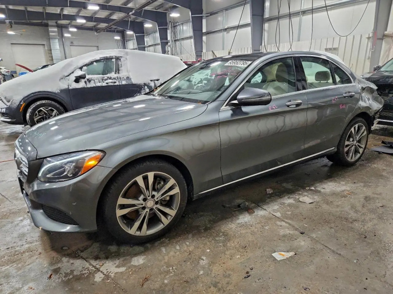 Mercedes-Benz C 300 4Matic 2017 Silver 2.0L