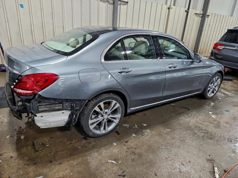 Mercedes-Benz C 300 4Matic 2017 Silver 2.0L