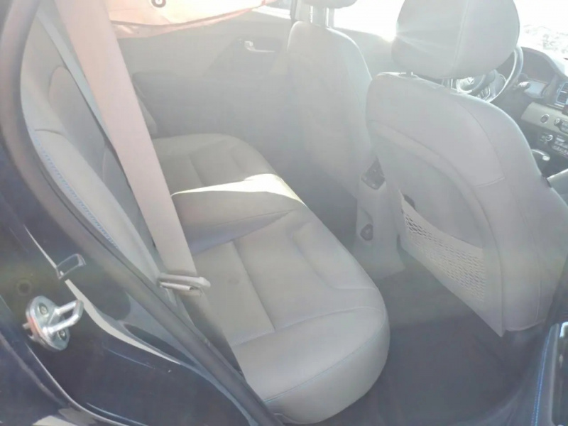 Kia Niro Ex Touring 2017 Blue 1.6L