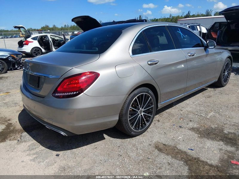 Mercedes-Benz C 300 2019 Silver 2.0L
