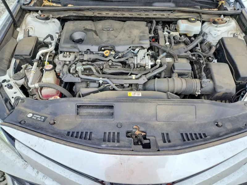 Toyota Camry Xle 2020 White 2.5L