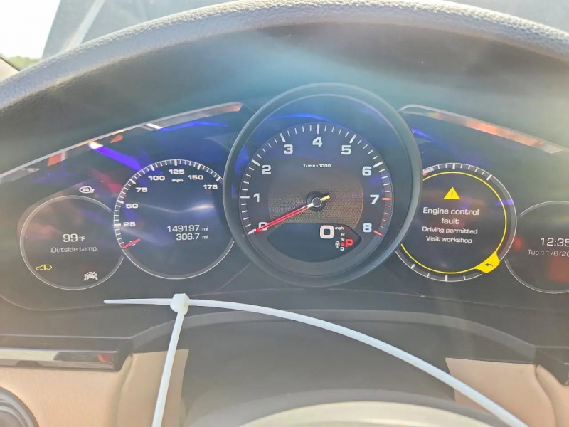 Porsche Cayenne 2020 Black 3.0L