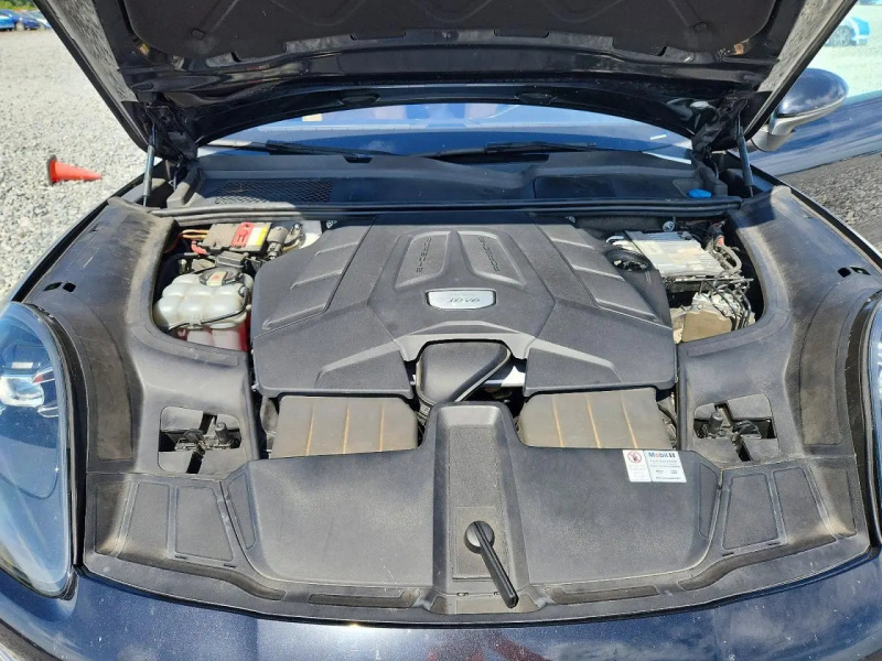 Porsche Cayenne 2020 Black 3.0L