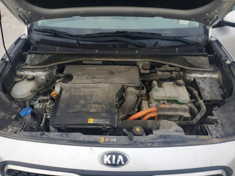 Kia Niro Lx 2017 Silver 1.6L