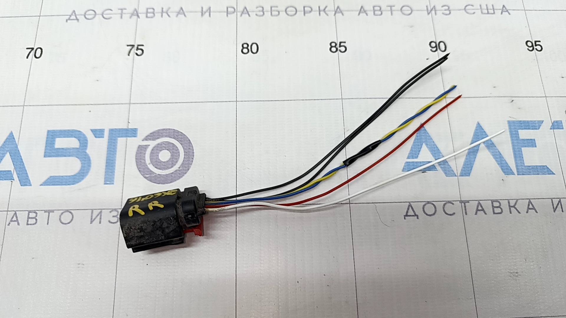 Фишка датчика слепых зон задний правая Infiniti JX35 QX60 13- 6 пинов  артикул 528468 - купить в Киеве