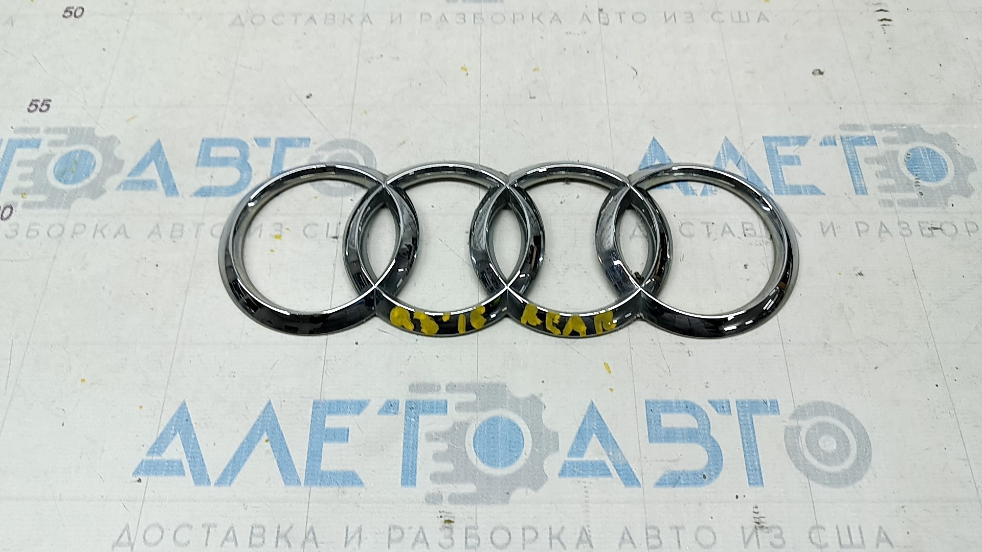 Эмблема логотип AUDI двери багажника Audi Q3 8U 15-18 8U08537422ZZ артикул  532627 - купить на разборке