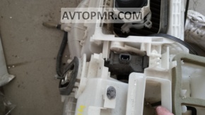 Актуатор моторчик привод печки (вентиляция) Toyota Rav4 06-12