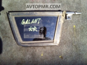 Стекло двери треугольник заднее правое Mitsubishi Galant 04-12