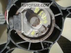 Мотор вентилятора охлаждения прав Lexus RX300 RX330 04-06