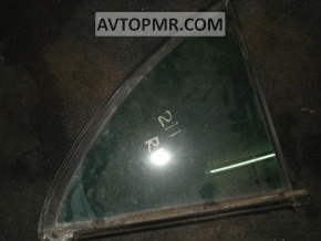 Стекло двери треугольник зад прав Mercedes W211