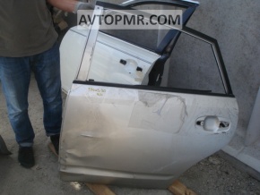 Дверь голая задняя левая Toyota Prius 20 04-09 под ремонт