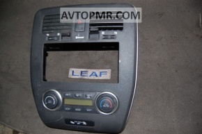 Рамка накладка на дисплей Nissan Leaf 13-17 с воздуховодом, под радио