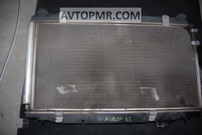 Радиатор охлаждения вода Toyota Avalon 05-12