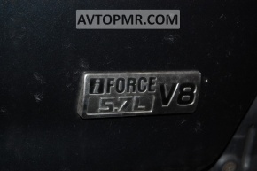 Табличка V8 двери багажника Toyota Sequoia 08-16