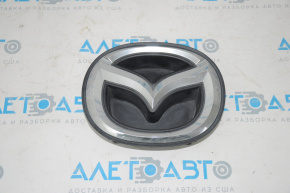 Эмблема решетки радиатора Mazda 6 13-17