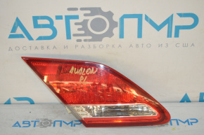 Ліхтар внутрішній кришка багажника лівий Toyota Avalon 05-12