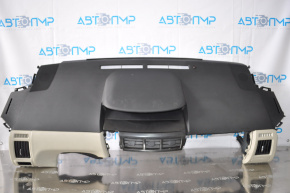 Торпедо передняя панель без AIRBAG Toyota Prius V 12-17