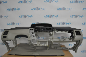 Торпедо передняя панель без AIRBAG Toyota Prius V 12-17