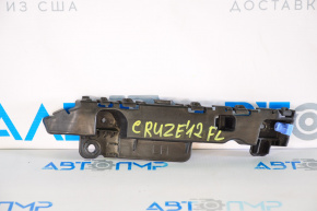 Кріплення переднього бампера ліве крило Chevrolet Cruze 11-15