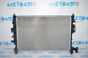 Радиатор охлаждения вода Chevrolet Malibu 16-18 1.5T с охлаждением КПП
