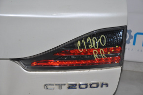 Фонарь внутренний (крышка багажника) правый Lexus CT200h 14-17 рест
