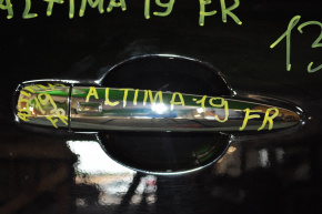 Ручка двери внешняя передняя правая Nissan Altima 19- keyless хром