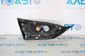 Ліхтар внутрішній кришка багажника правий Nissan Altima 19-