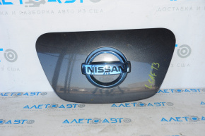 Передняя крышка зарядного порта нос Nissan Leaf 13-17 с значком