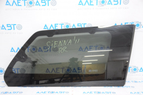 Форточка глухое стекло задняя правая Toyota Sienna 11-20 под шторку, тонировка