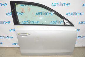 Дверь голая передняя правая VW Passat b7 12-15 USA серебро вмятина