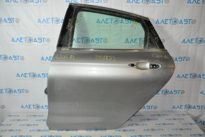 Дверь голая задняя левая Chrysler 200 15-17 серебро