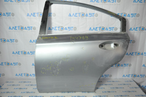 Дверь голая задняя левая Subaru Legacy 15-19 серебро тычки вмятина внизу