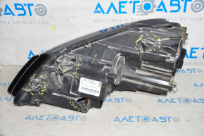 Фара передняя правая VW Jetta 11-16 USA побит корпус стекло под полировку