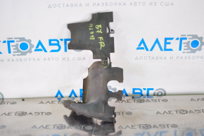 Дефлектор радиатора правый VW Passat b7 12-15 USA трещина,отломано крепление