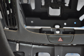 Торпедо передняя панель без AIRBAG Chevrolet Malibu 16-18 черная, царапины, слом креп