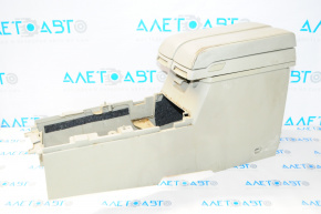 Подлокотник Infiniti FX35 FX45 03-08 беж, трещина крепления,затертая кожа, царапины
