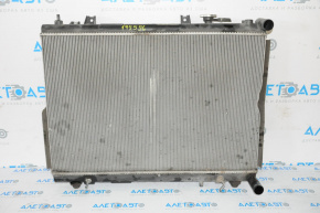 Радиатор охлаждения вода Nissan Pathfinder 13-20 гнутый