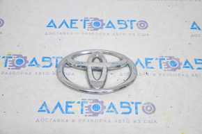 Емблема-знак "Toyota" двері багажника Toyota Sequoia 08-16