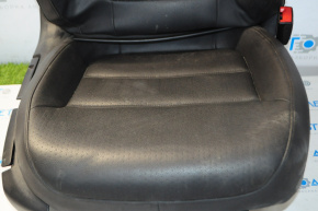 Пасажирське сидіння VW Jetta 11-18 USA без airbag, механічні, шкіра черн