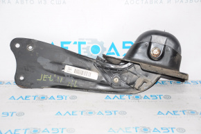 Рычаг продольный задний левый VW Jetta 11-18 USA с кронштейном