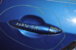 Заглушка внешней ручки передняя правая Kia Forte 4d 14-18