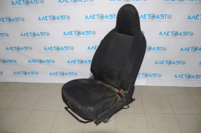 Пасажирське сидіння Nissan Versa 12-19 usa без airbag, механічні, ганчірка черн, брудне