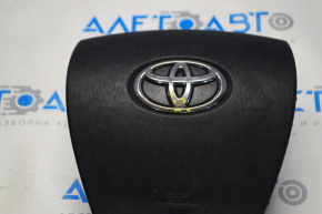 Подушка безпеки airbag в кермо водійська Toyota Prius V 12-17 подряпина на табличці