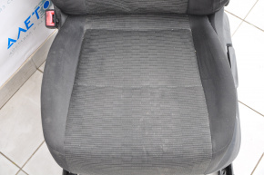 Водійське сидіння VW Tiguan 09-17 без airbag, механіч, ганчірка чорн