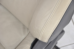 Водительское сидение Chevrolet Volt 11-15 без airbag, механич, кожа беж, затертость