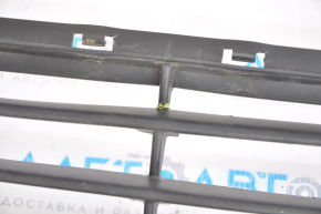 Нижня решітка переднього бампера в зборі Hyundai Elantra UD 11-13 дорест без хрому, тріщини