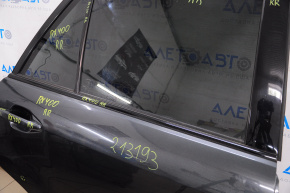 Молдинг центральный дверь-стекло задний правый Lexus RX300 RX330 RX350 RX400h 04-09