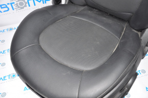 Водительское сидение Mini Cooper Countryman R60 10-16 без airbag, механич, кожа черн