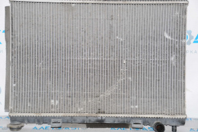 Радиатор охлаждения вода Ford Fiesta 11-19 1.6 примяты соты
